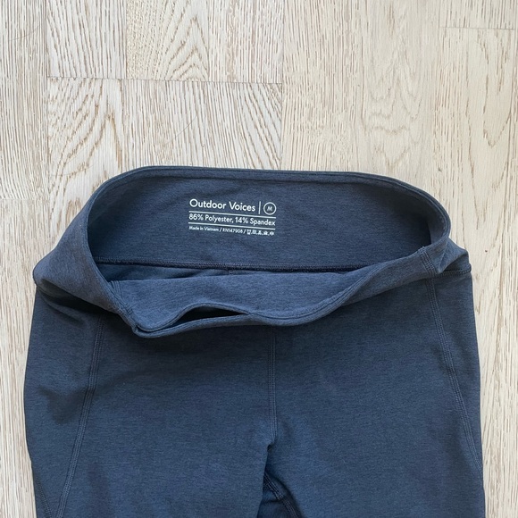 Outdoor Voices charcoal 7/8 warmup leggings - Picture 2 of 3